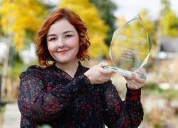 Bursary Photocall Vika 9.jpg