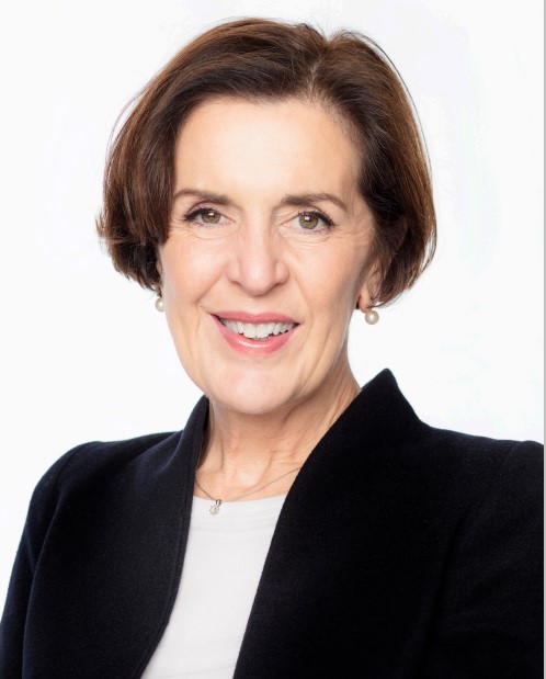9AD9-Jacqueline Hall.jpg